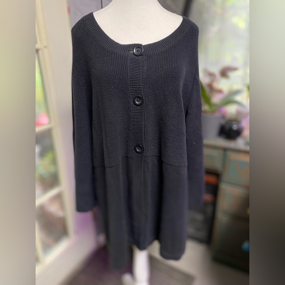 Jones New York Black Ribbed Sweater Flare sleeve size 1XL Three button comfy